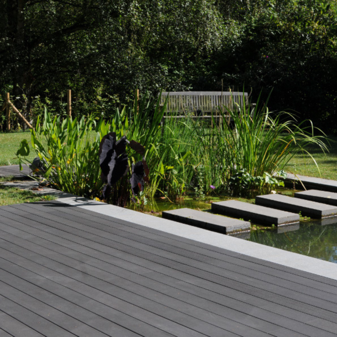 Planche de terrasse Lime composite massive anthracite (P21) - Profil Bfix