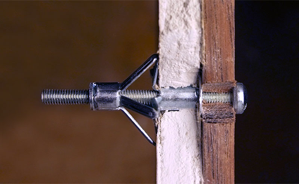 Cheville métallique corps creux+ vis TC M 6x52 - 4 pcs