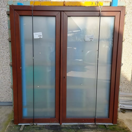 Double porte grand vitrage en méranti