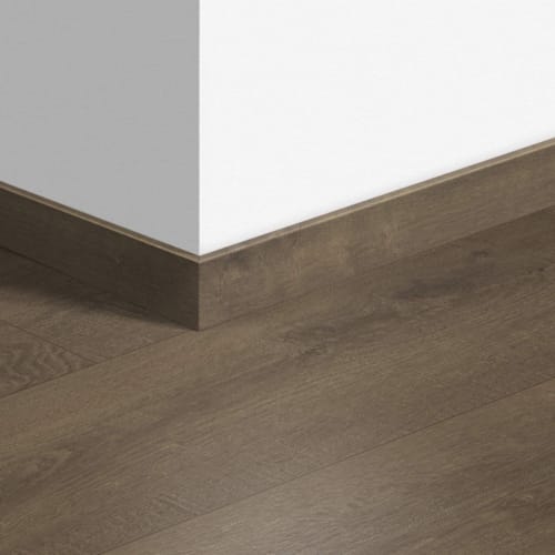Plinthe standard vinyle Quick-Step Livyn Chêne Velours Marron 40160 - 12 x 58 x 2400 mm