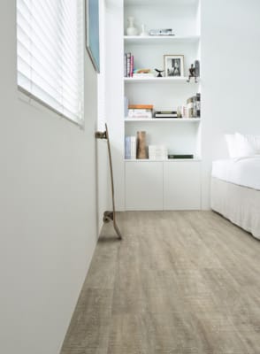 Plinthe moderne Coretec ESSENTIALS - Nantucket Oak - 3211 - 13 x 58 x 2400 mm