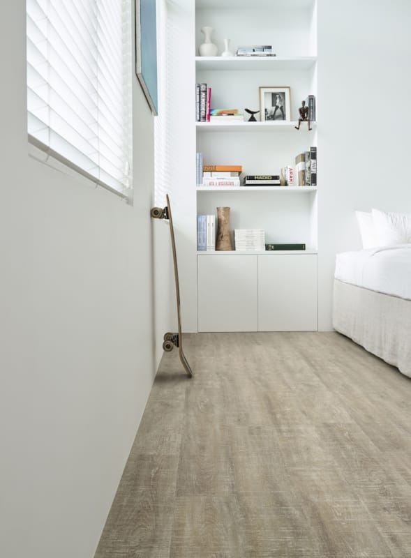 Plinthe moderne Coretec ESSENTIALS - Nantucket Oak - 3211 - 13 x 58 x 2400 mm
