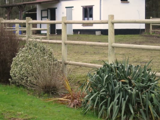 Pieu rond fraisé 1,50 m - Cavalier