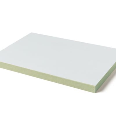 Panneau MDF prépeint hydrofuge 3050 x 1220 x 18 mm