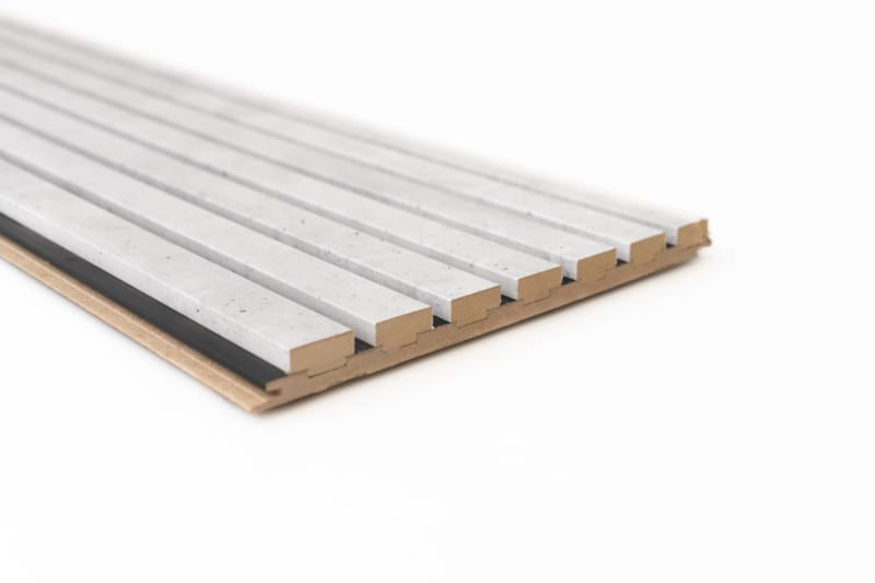 Panneau mural Maestro Latt Matte Black avec 7 lattes Raw Concrete - 20 x 300 x 2770 mm