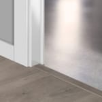 Profilé Incizo stratifié Quick-Step 4752 Chêne patiné gris - 13 x 48 x 2150 mm