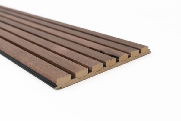 Panneau mural Maestro Latt Matte Black avec 7 lattes Castle Oak - 20 x 300 x 2770 mm