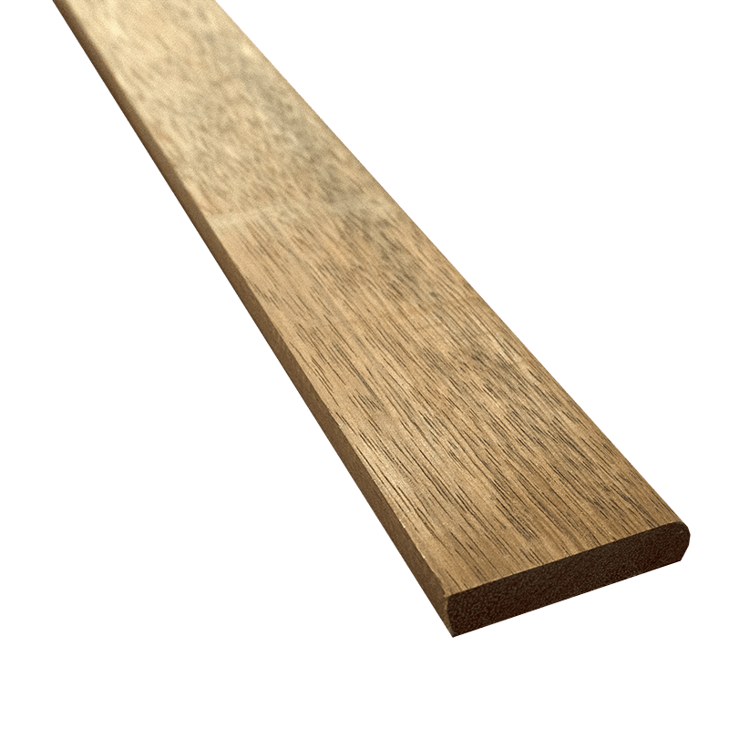 Plinthe méranti 12x68x2150mm