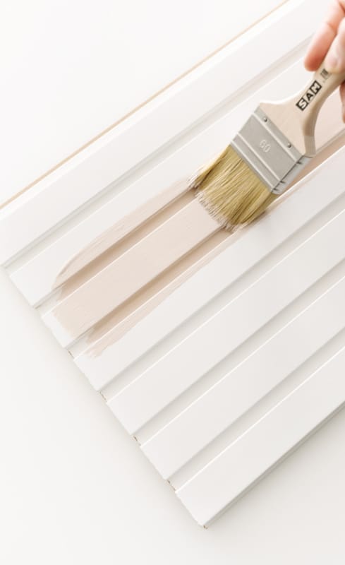 Panneau mural Maestro Latt White Paintable avec 7 lattes White Paintable - 20 x 300 x 2770 mm