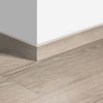 Plinthe standard stratifié Quick-Step 1396 Chêne rustique clair - 12 x 58 x 2400 mm
