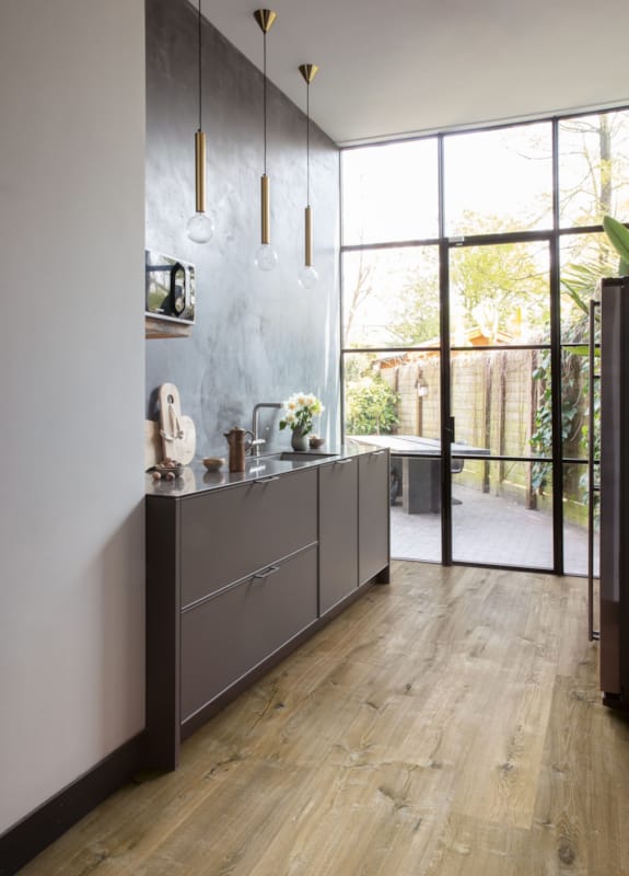 Parquet stratifié Quick-Step Impressive - Chêne blond 8257 - 8 x 190 x 1380 mm