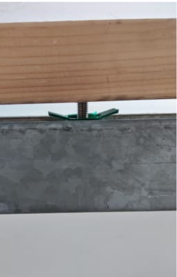 Weasyfix pour fixation de lambourdes sur un Profilé C-xx/3000 (hauteur max 80)