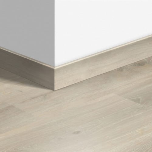 Plinthe standard stratifié Quick-Step 3181 Chêne Tennessee gris - 12 x 58 x 2400 mm