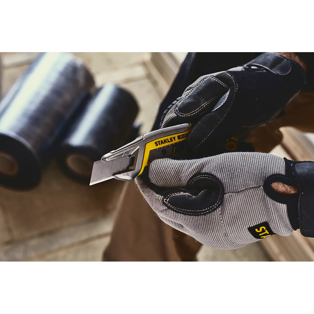 Stanley Fatmax Cutter 18 mm Système Casse-Lame