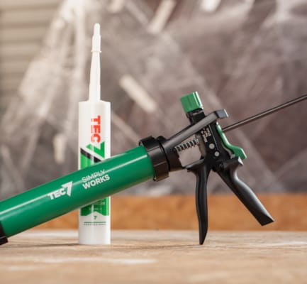 Tec7 Omnigun pistolet avec transmission de puissance pour cartouches + boudins 400ml