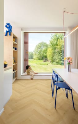 Parquet stratifié Quick-Step Impressive Design - Chevron chêne muscade 8243 - 8 x 131 x 65