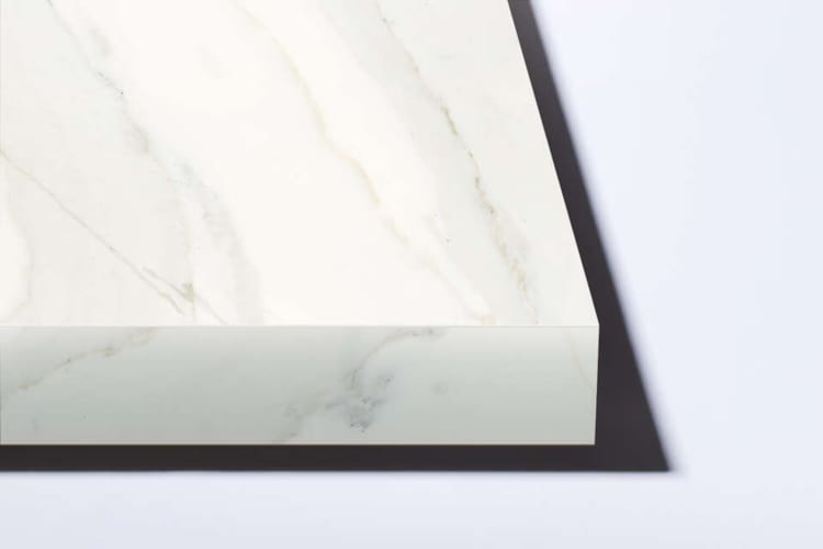 Kronospan plan de travail bord droit chant ABS K551 SU Calacatta Olympus - 4100 x 635 x 40