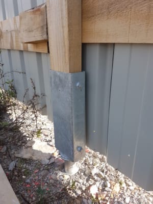 Weasyfix Connecteur pour fixation de poteaux (section maximum de 70/150)