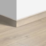 Plinthe standard stratifié Quick-Step 1655 Chêne Havanna Naturel - 12 x 58 x 2400 mm