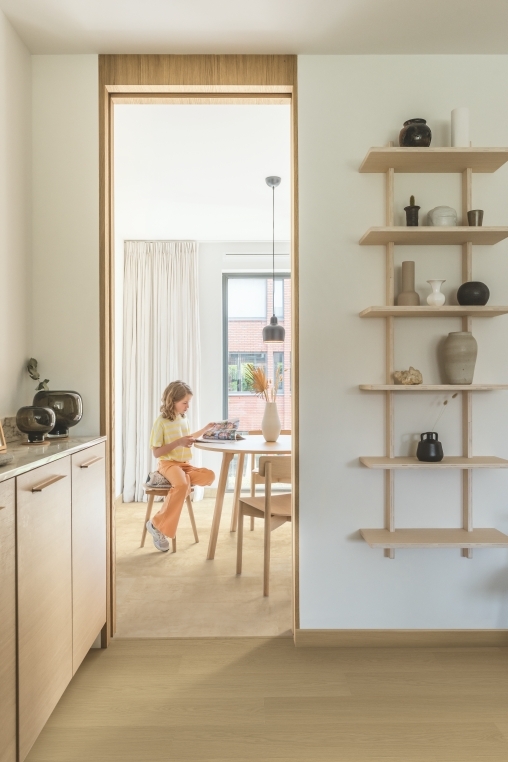 Parquet stratifié Quick-Step Capture - Chêne verni beige 4750 - 9 x 212 x 1380 mm