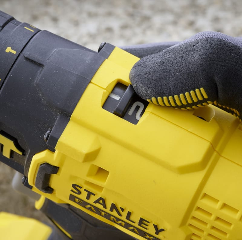 Stanley Fatmax V20 visseuse à percussion 18V + 2x batteries lithium 18V 1.5Ah + sac