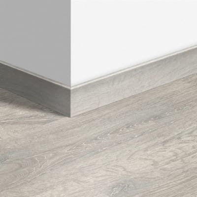 Plinthe standard stratifié Quick-Step 1653 Chêne vieilli patiné blanc - 12 x 58 x 2400 mm