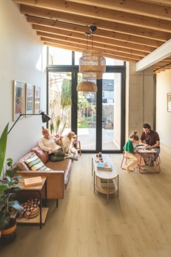 Quick-Step vinyle Alpha Vinyl Bloom 5+1 - chêne miel brossé 40318 - 6 x 209 x 1494 mm