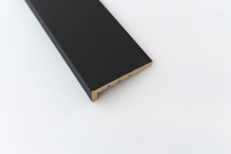 Moulure de couverture Maestro Wave/Ocean - Matte Black EC133 - 30 x 120 x 2700 mm