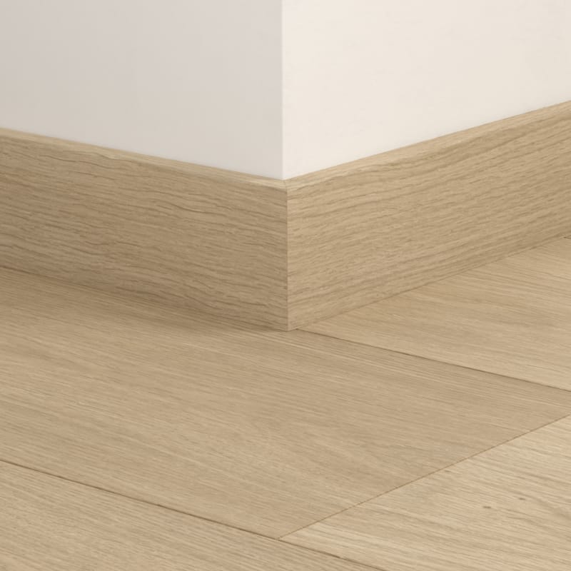 Plinthe standard vinyle Quick-Step Livyn chêne littoral sable 40322 - 12 x 58 x 2400 mm