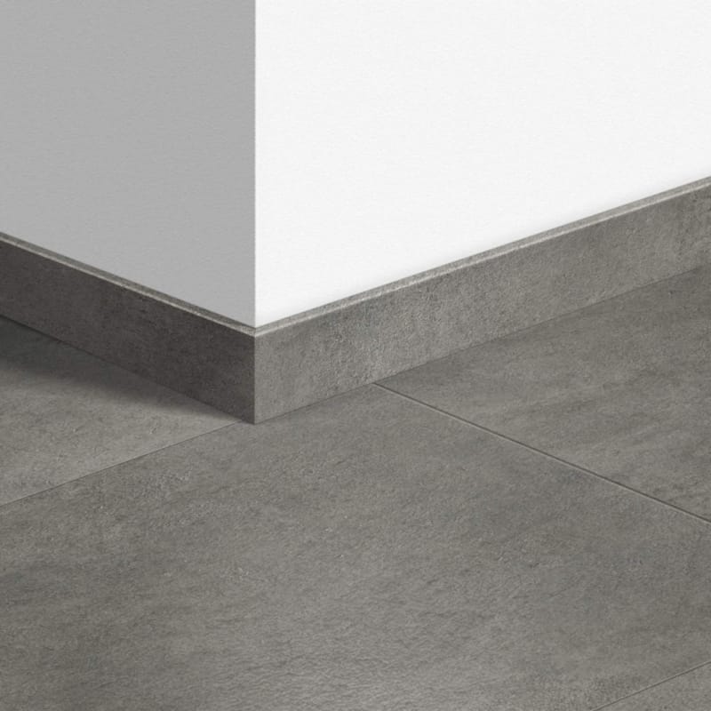 Plinthe standard vinyle Quick-Step Livyn Béton Gris Foncé 40051 - 12 x 58 x 2400 mm