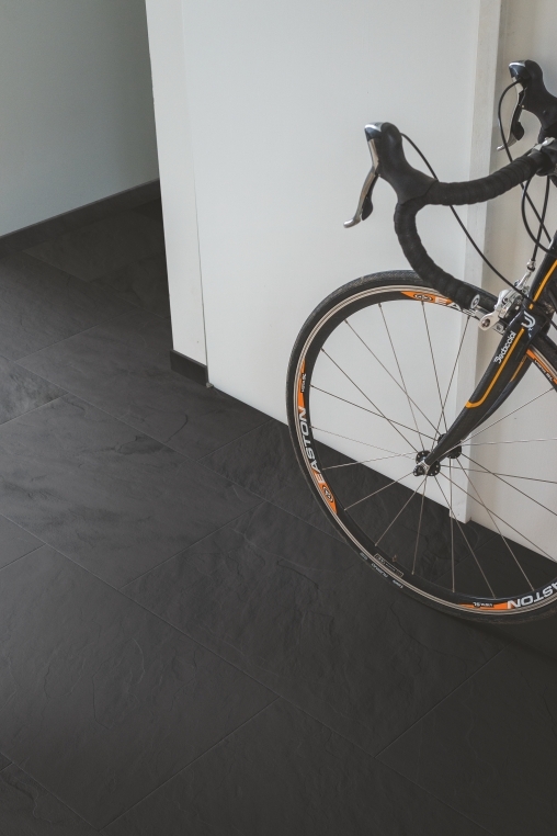 Parquet stratifié Quick-Step Muse - Ardoise noire 5492 - 8 x 396 x 1200 mm