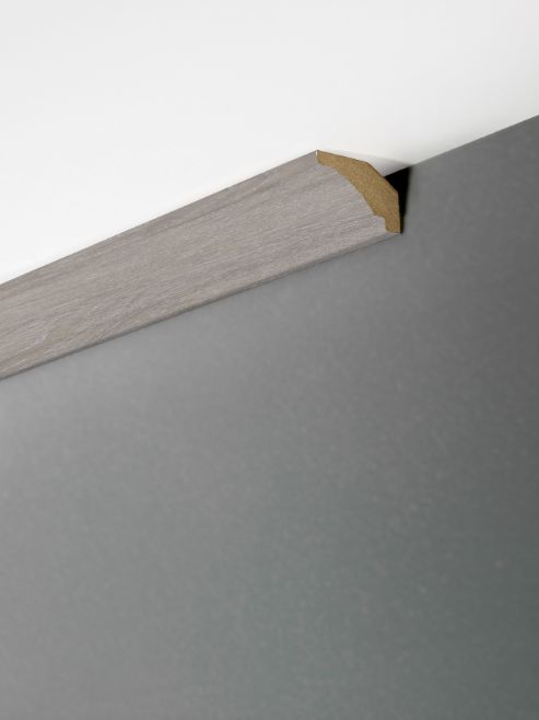 Moulure Plafond Maestro Grey Oak Ec035 22x35x2700 mm