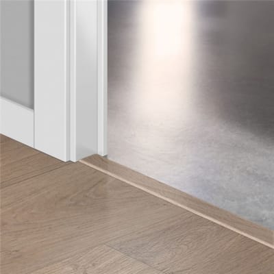 Profilé Incizo stratifié Quick-Step 1291 chêne blanc blanchi - 13 x 48 x 2150 mm