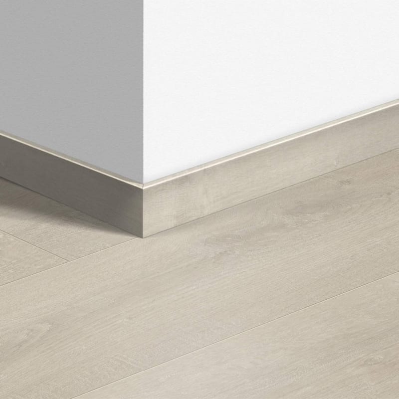 Plinthe standard vinyle Quick-Step Livyn Chêne Velours Clair 40157 - 12 x 58 x 2400 mm