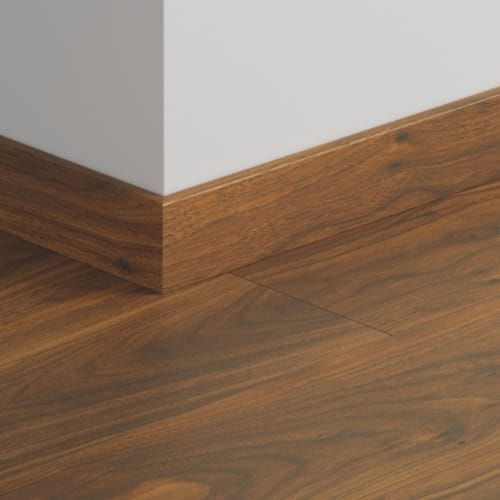 Plinthe standard stratifié Quick-Step 1043 Noyer huilé planches - 12 x 58 x 2400 mm