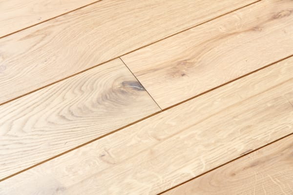 SRC parquet massif chêne français Bourgogne Brabant - Aspect bois brut - 14 x 150 mm