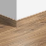 Plinthe standard parquet stratifié Quick-Step - Chêne minuit naturel 1487 - 12 x 58 x 2400 mm