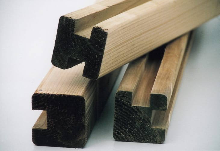 Poteau rainuré finition - Rainure 20x15mm