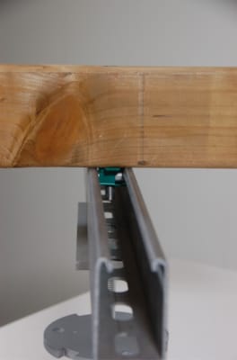 Weasyfix pour fixation de lambourdes sur un Profilé C-xx/3000 (hauteur max 80)