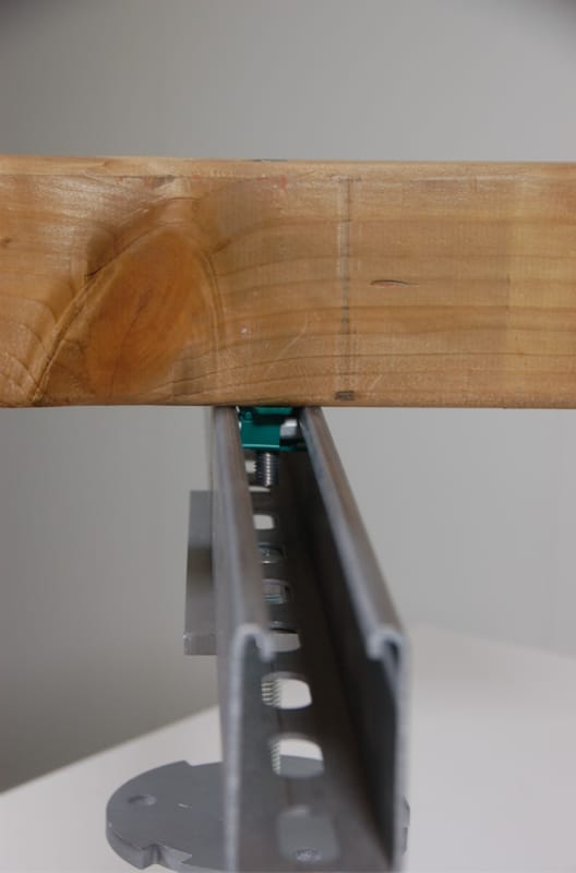 Weasyfix pour fixation de lambourdes sur un Profilé C-xx/3000 (hauteur max 80)