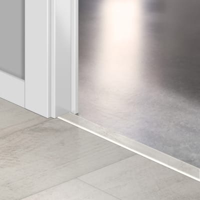 Profilé Incizo stratifié Quick-Step 1290 teck blanc blanchi - 13 x 48 x 2150 mm