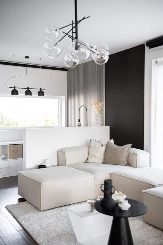 Panneau mural Maestro Latt Matte Black avec 7 lattes Raw Concrete - 20 x 300 x 2770 mm
