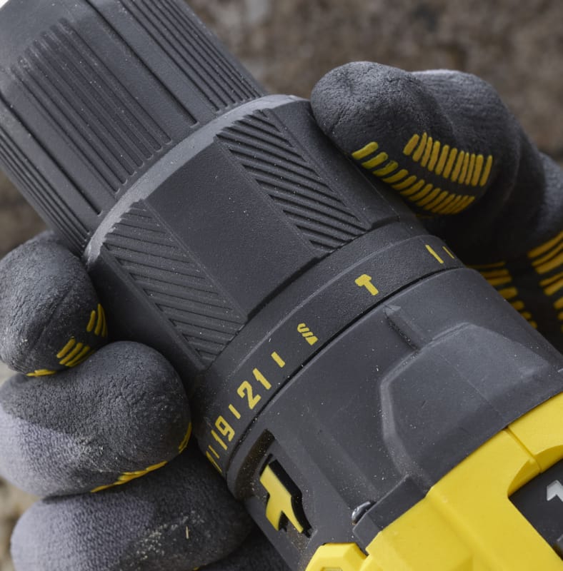 Stanley Fatmax V20 visseuse à percussion 18V + 2x batteries lithium 18V 1.5Ah + sac