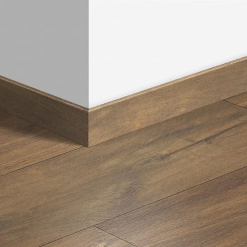 Plinthe standard stratifié Quick-Step 1488 Minuit chêne foncé - 12 x 58 x 2400 mm