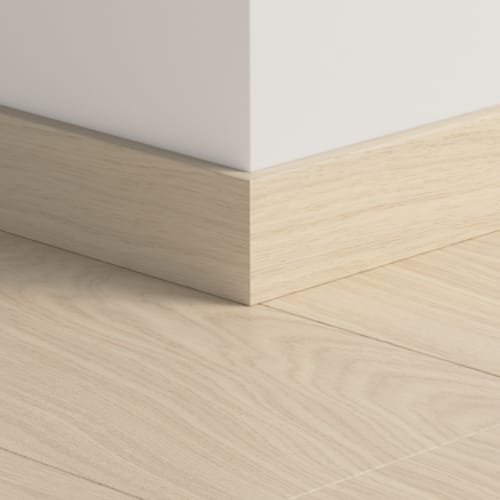 Plinthe standard vinyle Quick-Step Livyn chêne polaire pur 40099 - 12 x 58 x 2400 mm