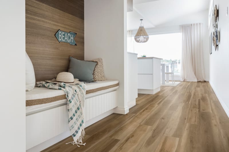 COREtec vinyle Essentials 1500+ Ocala Walnut 50 LVRE 2087 - 1500 x 180 x 8,5 mm