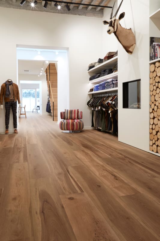 COREtec vinyle Essentials 1500+ Ocala Walnut 50 LVRE 2068 - 1500 x 180 x 8,5 mm