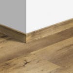 Plinthe standard vinyle Quick-Step Livyn Châtaignier Vintage Naturel 40029 - 12 x 58 x 240