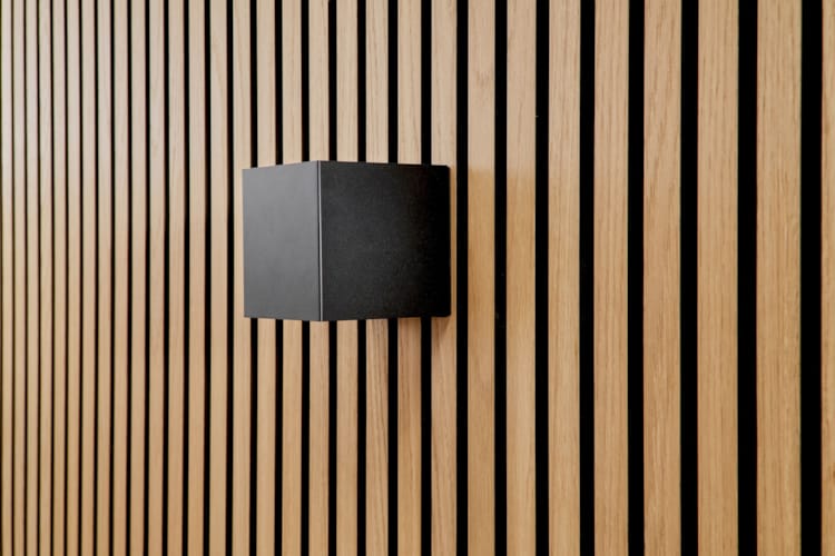 Ter Hürne SilentDesign LivingWall - Eirik Cube - Lampe murale carrée