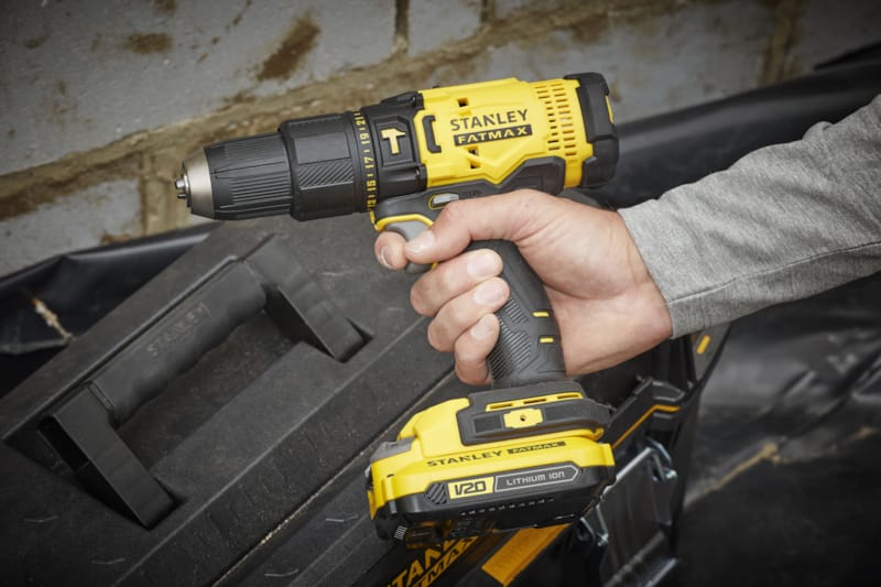 Stanley Fatmax V20 visseuse à percussion 18V + 2x batteries lithium 18V 1.5Ah + sac
